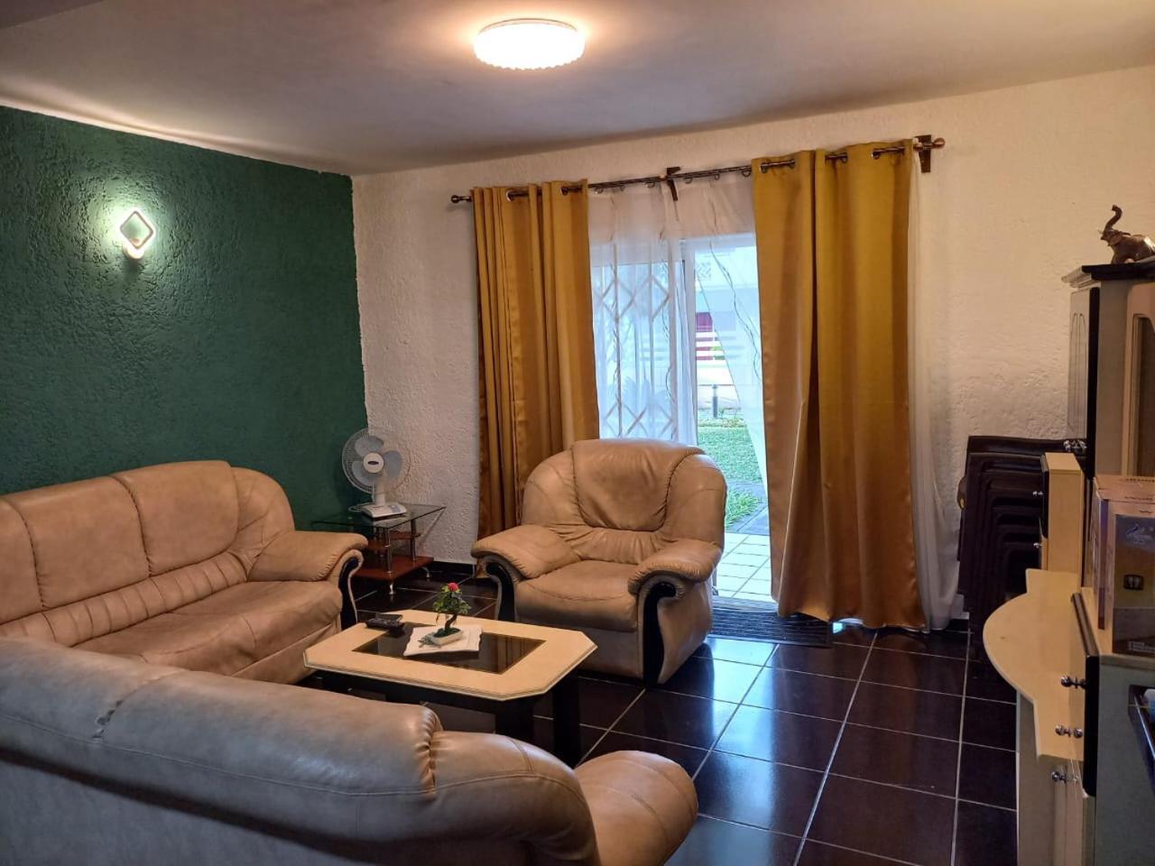 Bella Villa Flic en Flac Exterior photo