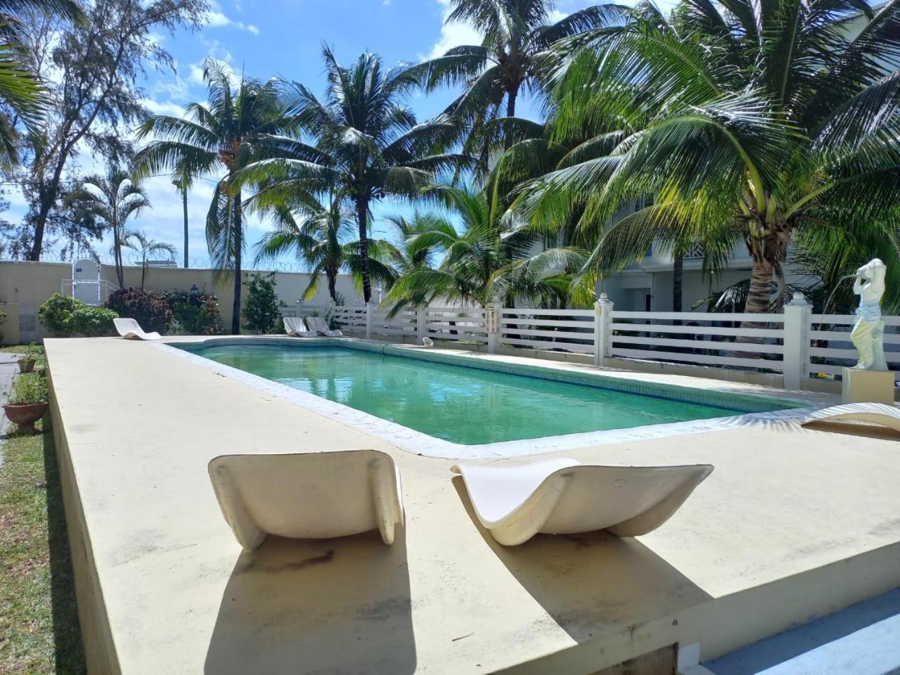 Bella Villa Flic en Flac Exterior photo