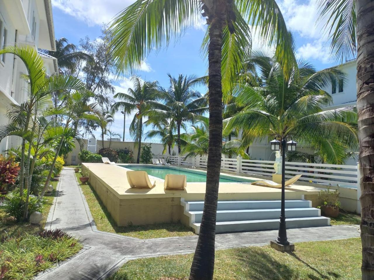 Bella Villa Flic en Flac Exterior photo