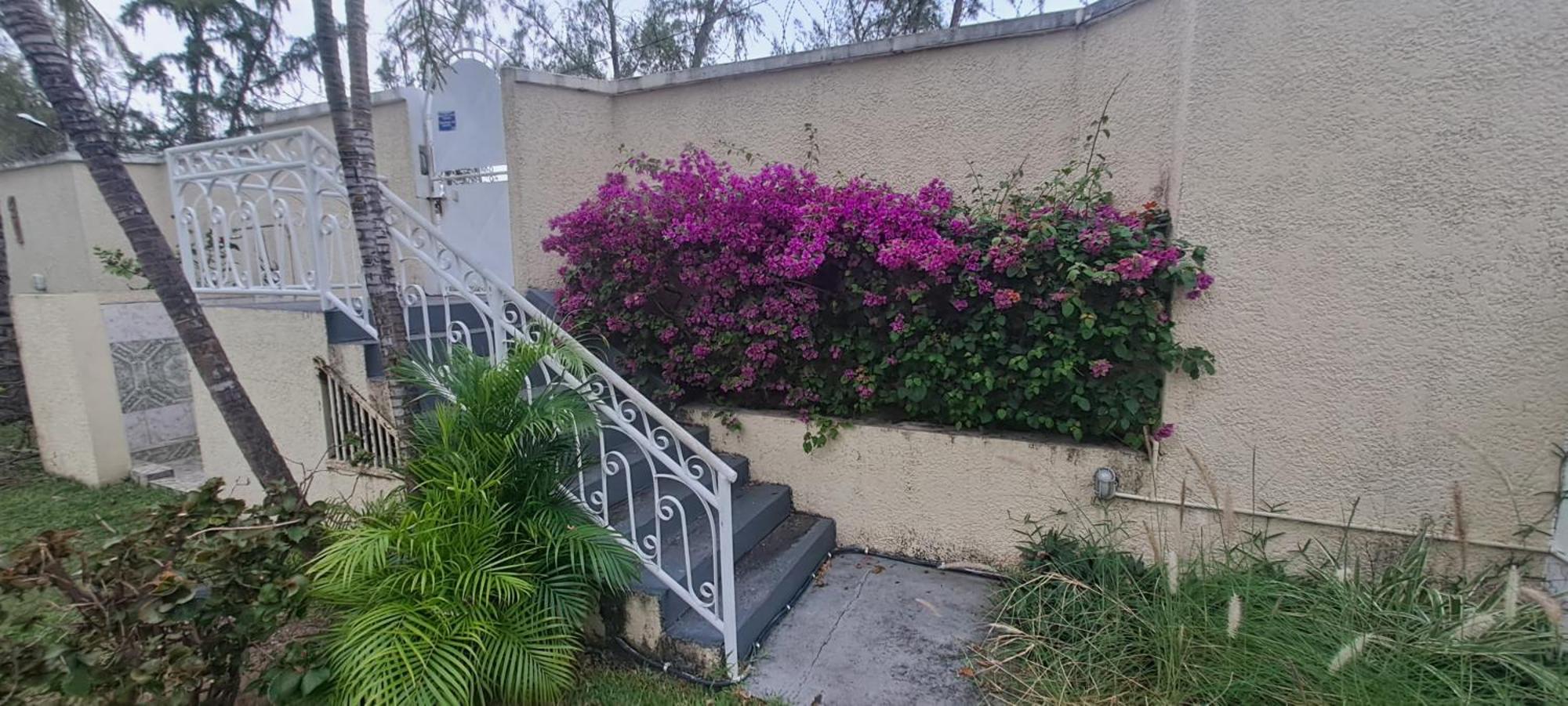 Bella Villa Flic en Flac Exterior photo